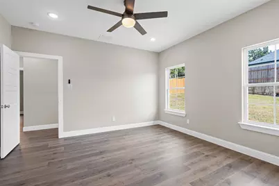 913 Pease River Drive, Granbury, TX 76048 - Photo 30