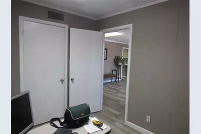 1802 N Center Street, Bonham, TX 75418 - Photo 12