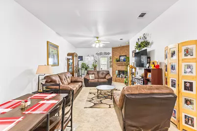 1016 Brenner Court, Arlington, TX 76017 - Photo 4