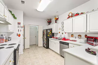 1016 Brenner Court, Arlington, TX 76017 - Photo 14