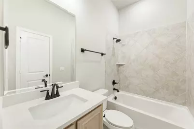 908 Lasalle Drive, Red Oak, TX 75154 - Photo 8