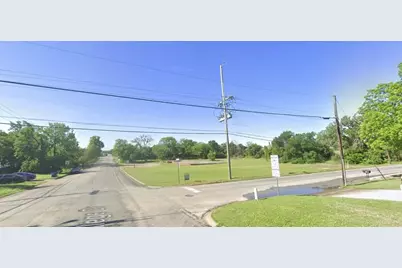 105 W 4th Street, Keene, TX 76059 - Photo 8