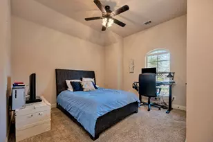 129 Mckinley Dr, Burleson, TX 76028 - Photo 32