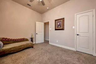 129 Mckinley Dr, Burleson, TX 76028 - Photo 30