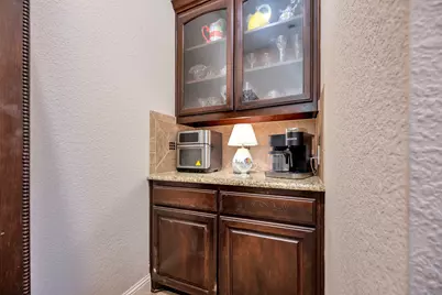 129 McKinley Drive, Burleson, TX 76028 - Photo 34