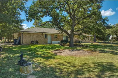 1204 Honeysuckle Drive, Keene, TX 76059 - Photo 32