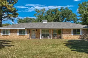 1204 Honeysuckle Dr, Keene, TX 76059 - Photo 1