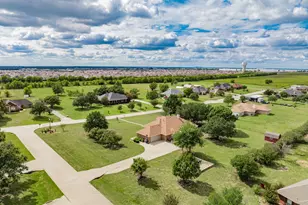 10128 Highland Prairie Ln, Forney, TX 75126 - Photo 6