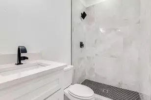 2323 Volga Ave, Dallas, TX 75216 - Photo 14