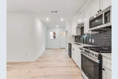 2323 Volga Avenue, Dallas, TX 75216 - Photo 8