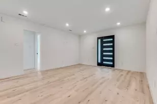 2323 Volga Ave, Dallas, TX 75216 - Photo 4