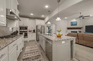 708 Parkland Dr, Little Elm, TX 76227 - Photo 6