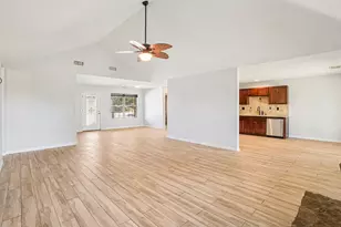 718 Co Rd 232, Collinsville, TX 76233 - Photo 8