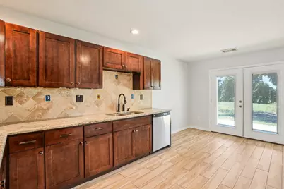 718 County Road 232, Collinsville, TX 76233 - Photo 14