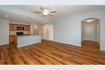 1911 Meadow Crest Drive, Princeton, TX 75407 - Photo 10