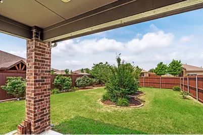 1911 Meadow Crest Drive, Princeton, TX 75407 - Photo 18