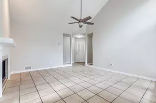 3148 Royal Gable Dr, Dallas, TX 75229 - Photo 4