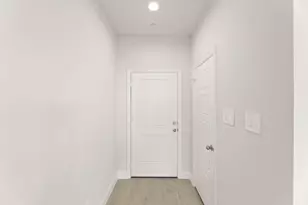 672 Sandiford, Mansfield, TX 76063 - Photo 4