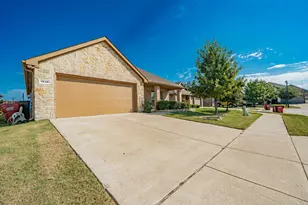 3116 Crystal Wy, Royse City, TX 75189 - Photo 2