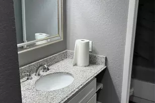 4845 Cedar Springs Rd, Dallas, TX 75219 - Photo 22