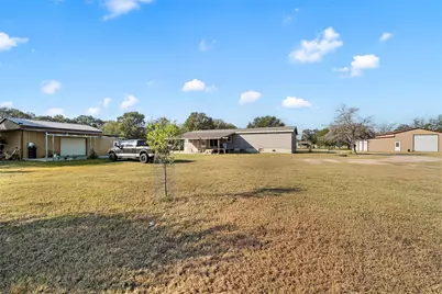 1605 Cloverleaf Road, Bellmead, TX 76705 - Photo 6