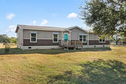 1605 Cloverleaf Road, Bellmead, TX 76705 - Photo 2