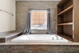 1605 Cloverleaf Rd, Bellmead, TX 76705 - Photo 20