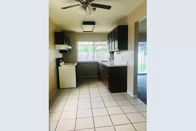 1322 Oakbrook Street, Lancaster, TX 75134 - Photo 4