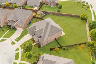 1601 St Albans Dr, McKinney, TX 75071 - Photo 32