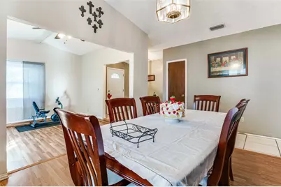 1926 Creek Wood Circle, Irving, TX 75060 - Photo 6