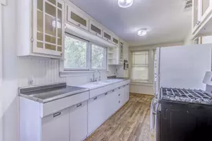 2220 W Rosedale St S, Fort Worth, TX 76110 - Photo 18