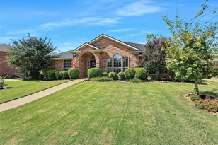 320 Hampstead Dr, Murphy, TX 75094 - Photo 2