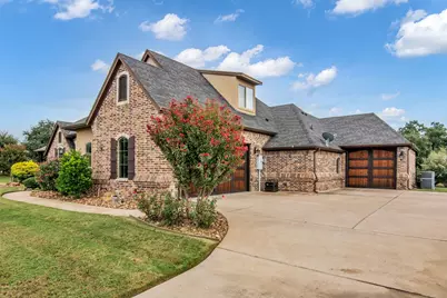 3505 Grand Harbor Court, Granbury, TX 76049 - Photo 4