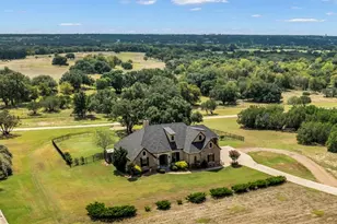 3505 Grand Harbor Ct, Granbury, TX 76049 - Photo 6