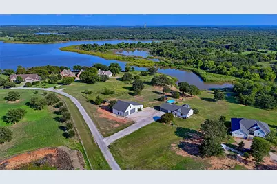 140 Lago Lane, Nocona, TX 76255 - Photo 4