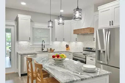 706 E 11th Avenue, Corsicana, TX 75110 - Photo 12