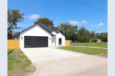 706 E 11th Avenue, Corsicana, TX 75110 - Photo 2