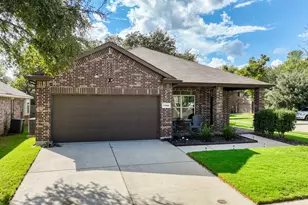 1100 New Meadow Dr, Azle, TX 76020 - Photo 2