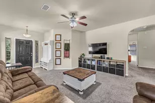 1100 New Meadow Dr, Azle, TX 76020 - Photo 8