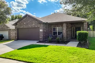 1100 New Meadow Dr, Azle, TX 76020 - Photo 1