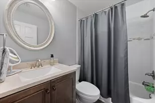 2106 Reflection Bay Dr, Arlington, TX 76013 - Photo 18