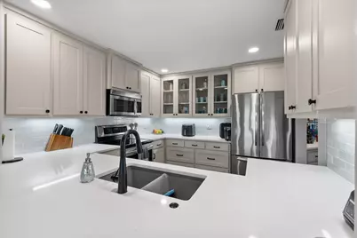 2106 Reflection Bay Drive, Arlington, TX 76013 - Photo 8