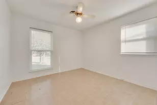 6300 Suellen Ln, Forest Hill, TX 76119 - Photo 8