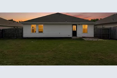 124 Sandlewood Drive, Terrell, TX 75160 - Photo 4