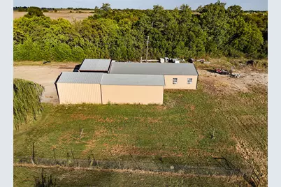 460 County Road 4421, Trenton, TX 75490 - Photo 36