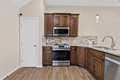 2910 Monroe Street, Commerce, TX 75428 - Photo 8