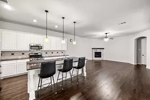 3926 Jasmine Fox Ln, Arlington, TX 76005 - Photo 10