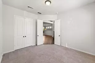 3926 Jasmine Fox Ln, Arlington, TX 76005 - Photo 4