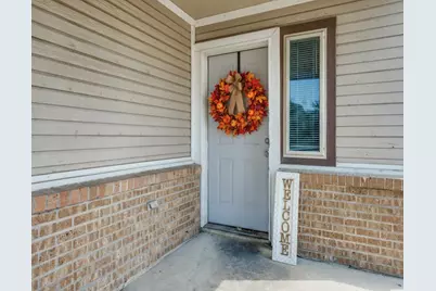 2325 Donalee Street, Fort Worth, TX 76105 - Photo 2