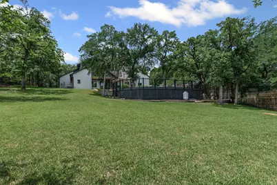 2109 Greta Lane, Fort Worth, TX 76120 - Photo 36